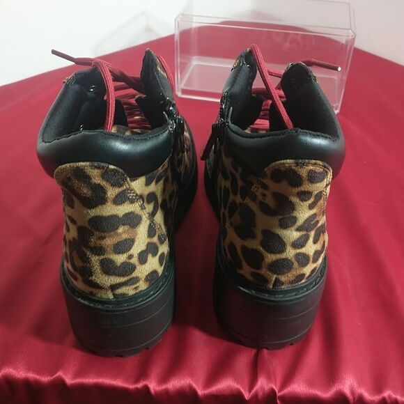 Skechers Teen Spirit Leopard Hiker Combat Lace up Boots Size 7.5 Y2K Chunky Plat - Picture 3 of 9